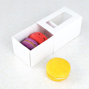 Cutie macarons cu fereastră, sertar glisant, 3 macarons, carton alb, ideal pentru prăjituri, livrate montate.